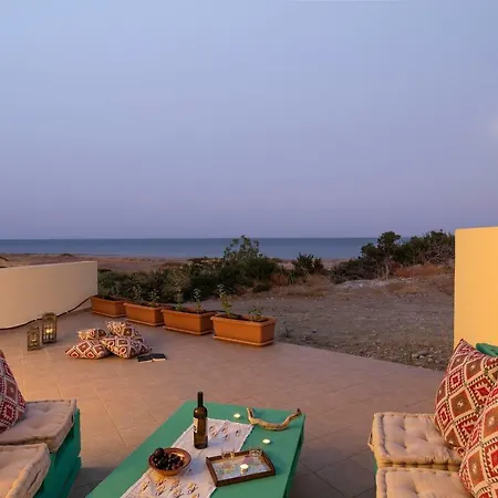 House Almyra * Lachaniá